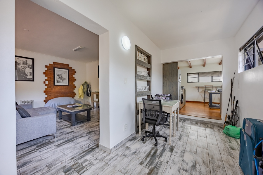 6 Bedroom Property for Sale in Flamingo Vlei Western Cape